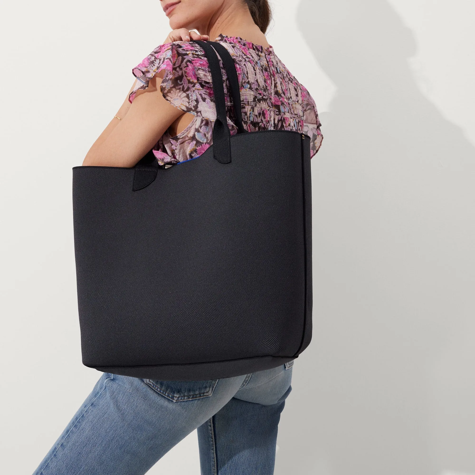 The Lightweight Tote - Mist and Ivory