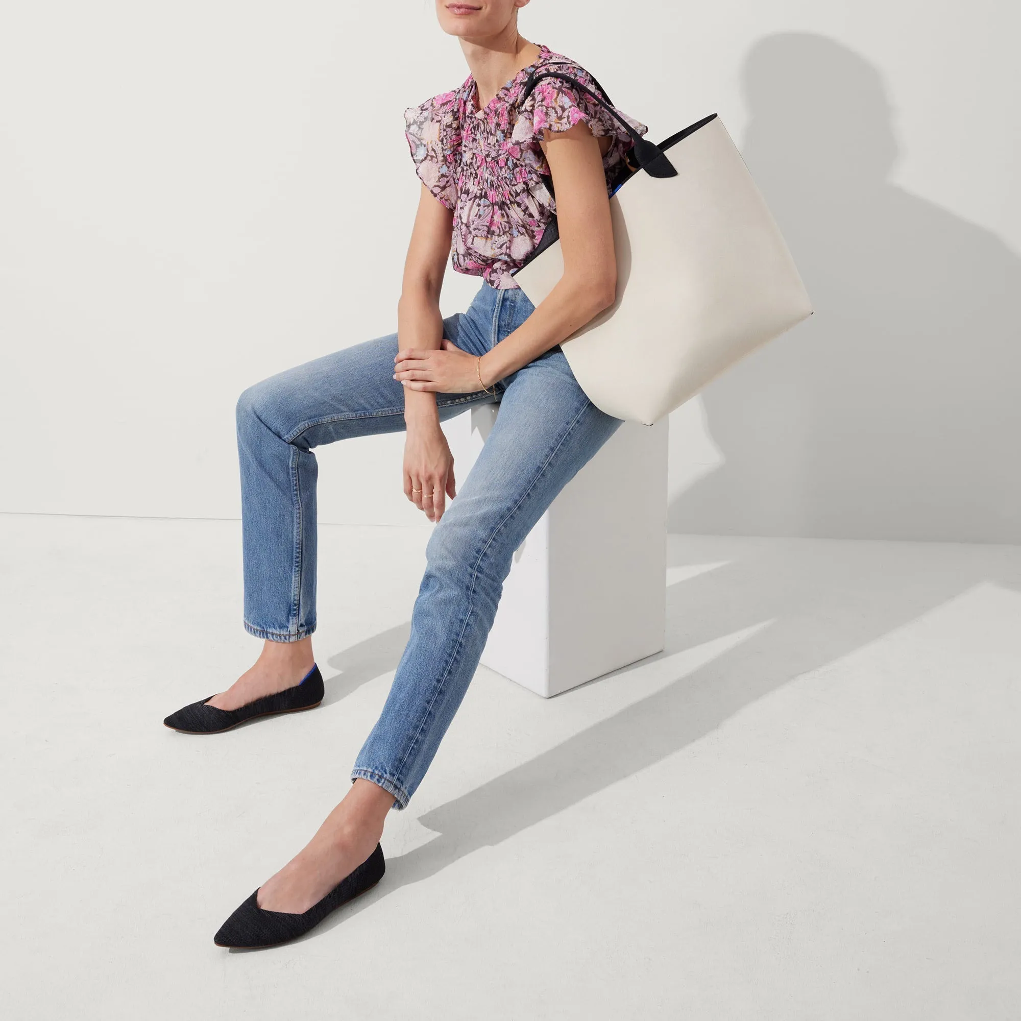 The Lightweight Tote - Mist and Ivory