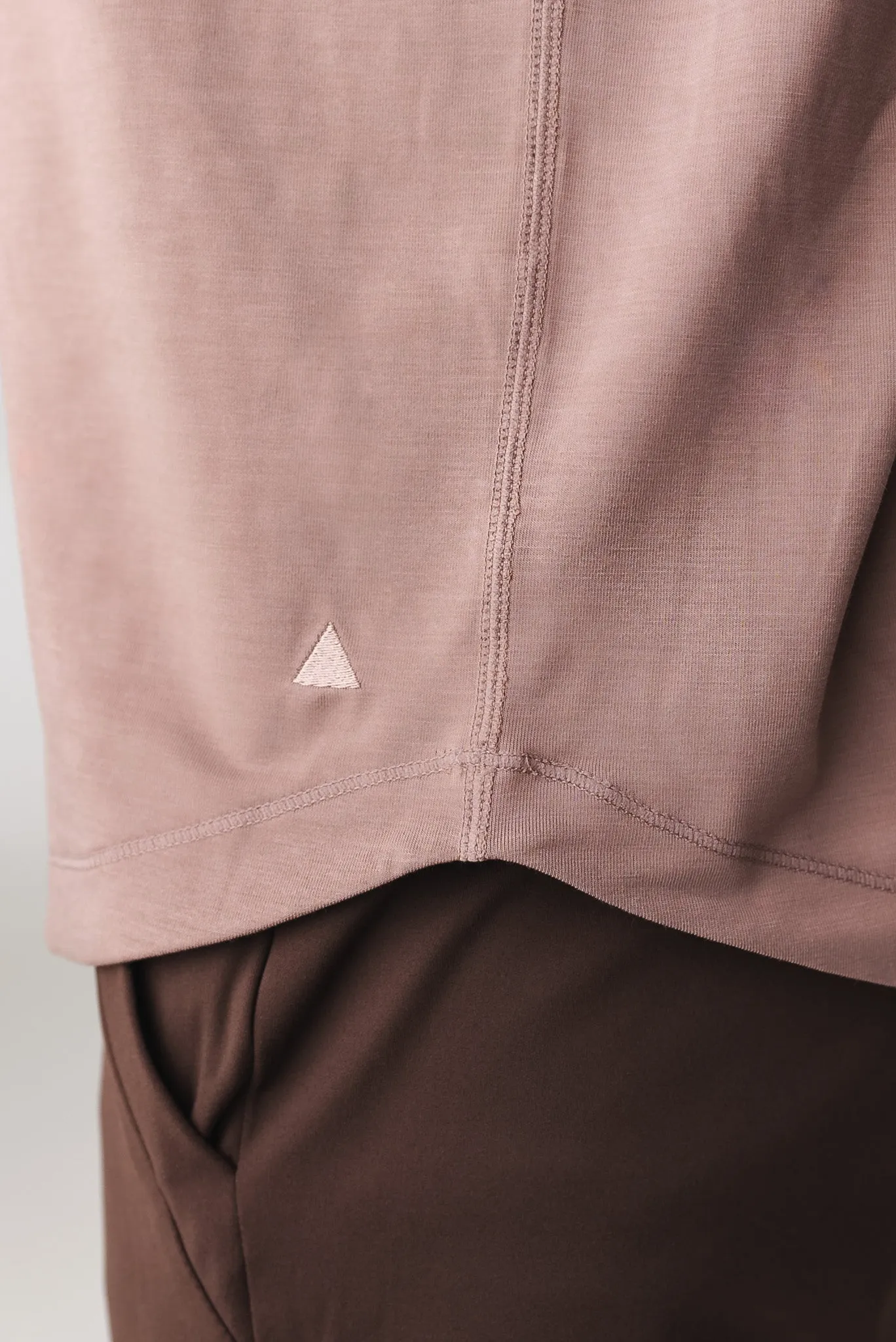 Vitality Adapt Long Sleeve - Mocha